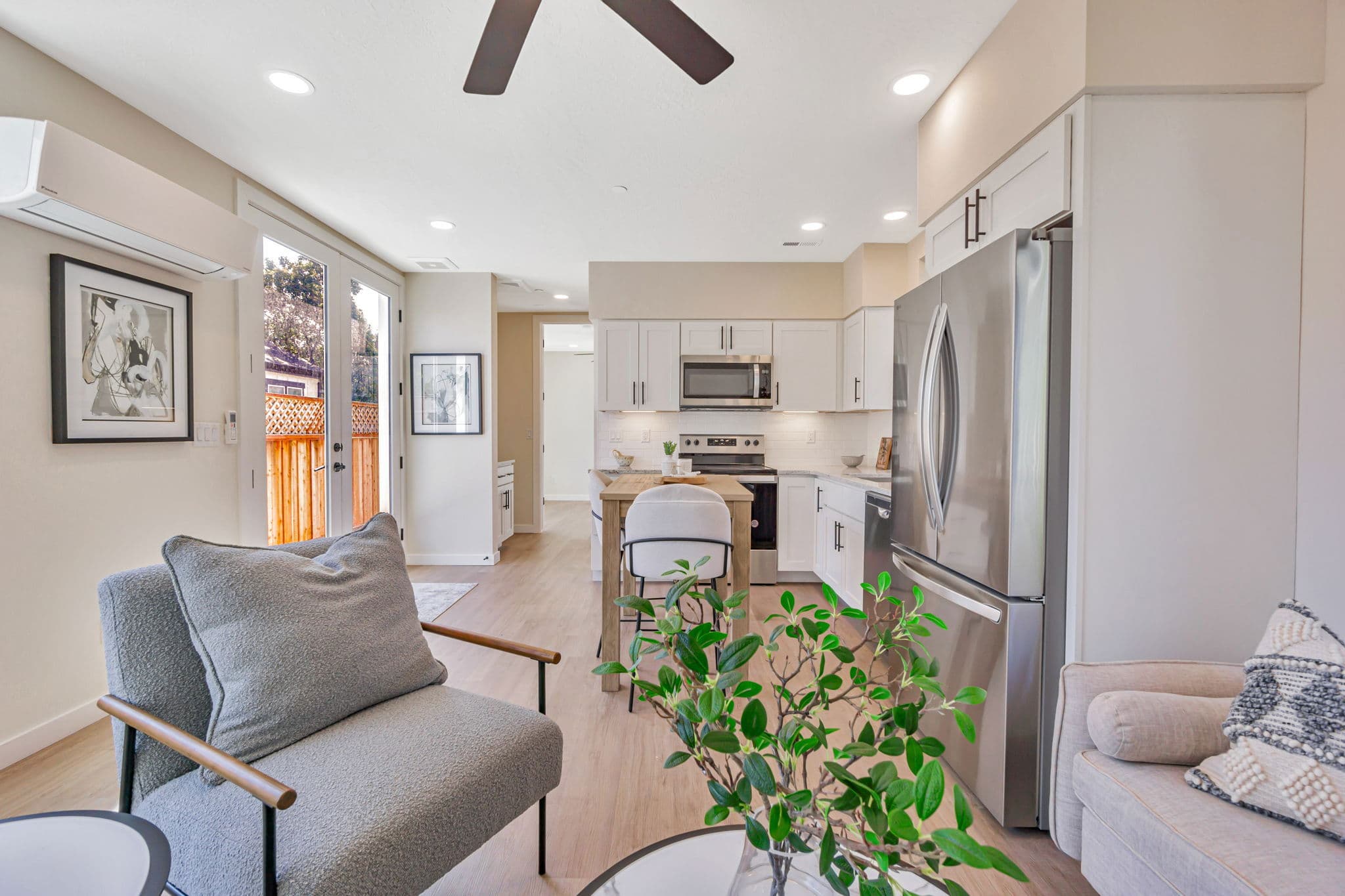 The communal interior home features