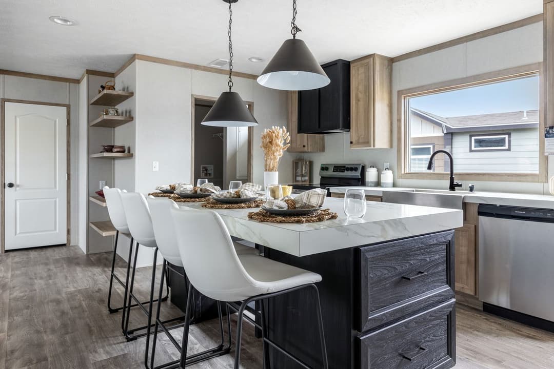 Sterling xl anniversary kitchen home features