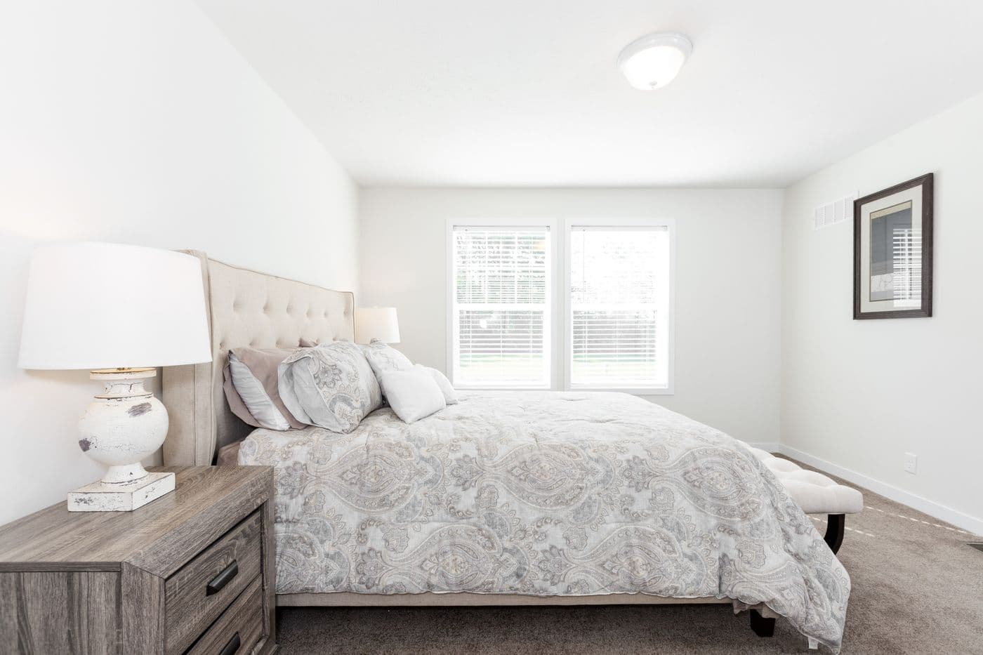 Somerset dr bedroom home features