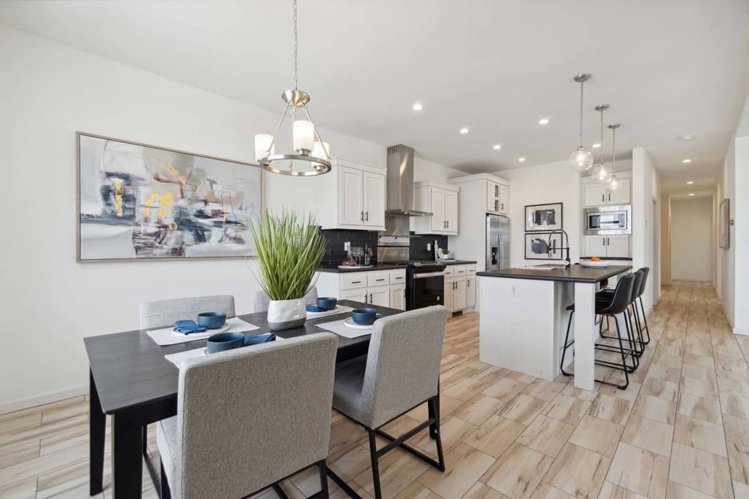 Nova-e interior home features