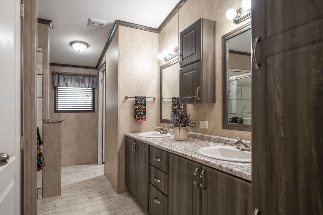 Classic c-3256-42b bathroom home features