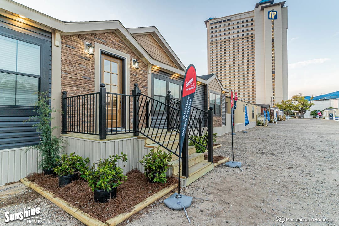 Pri3284-2058 hero, elevation, and exterior home features