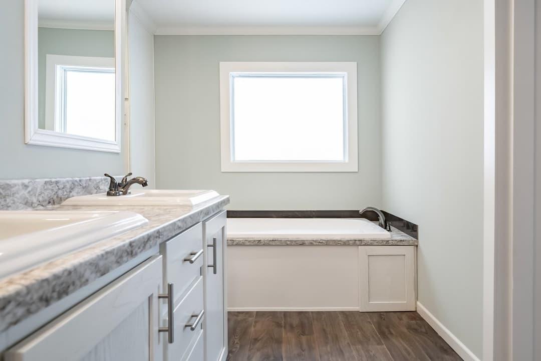 Delmar bathroom home features