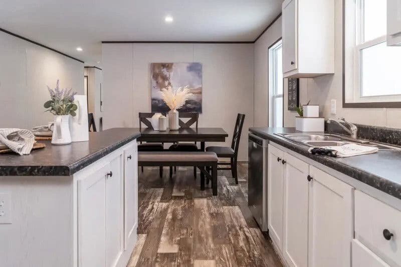 Capstone kitchen home features