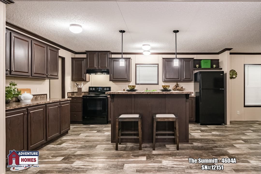 Summitt | 4604a kitchen home features