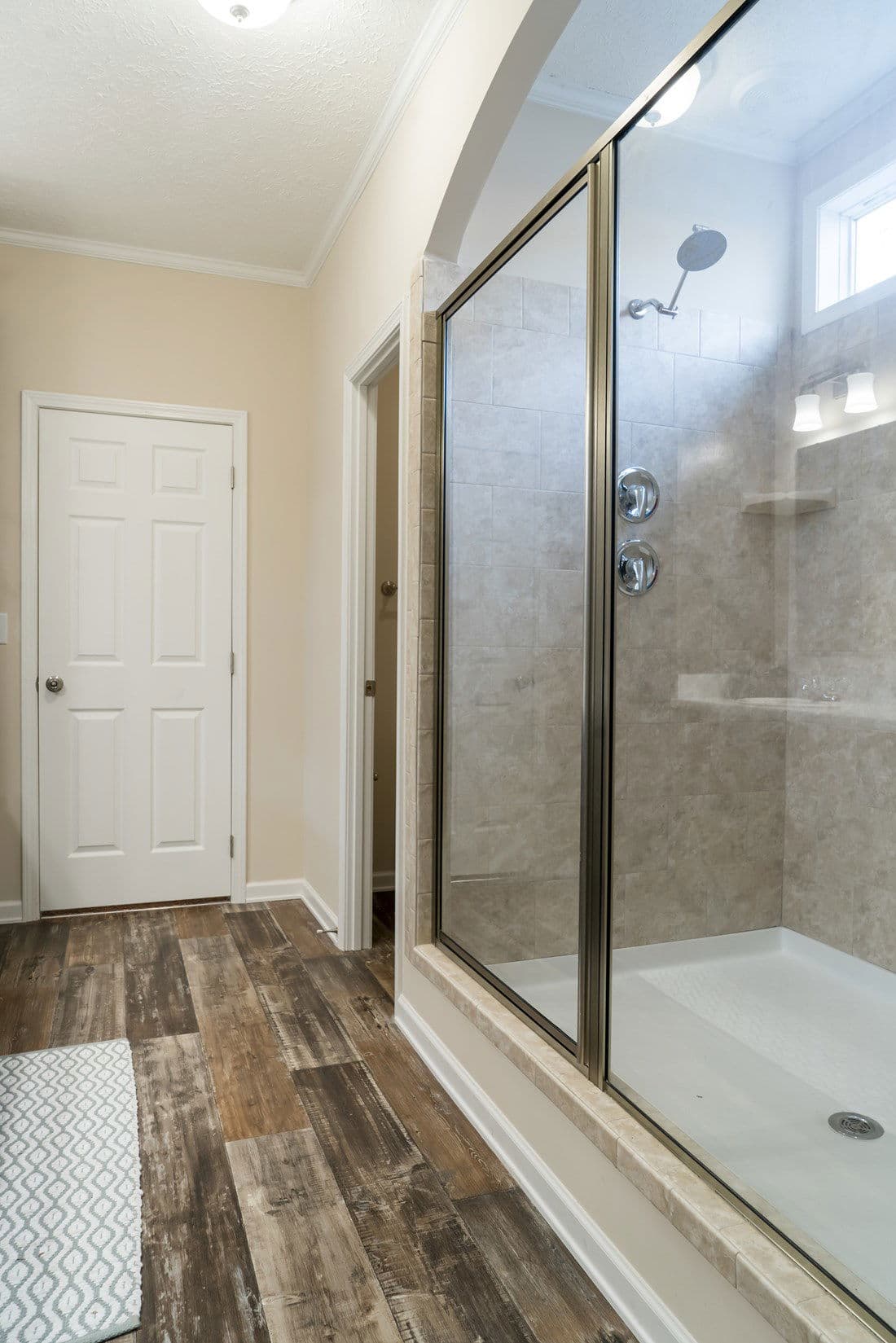 2062 classic  home features