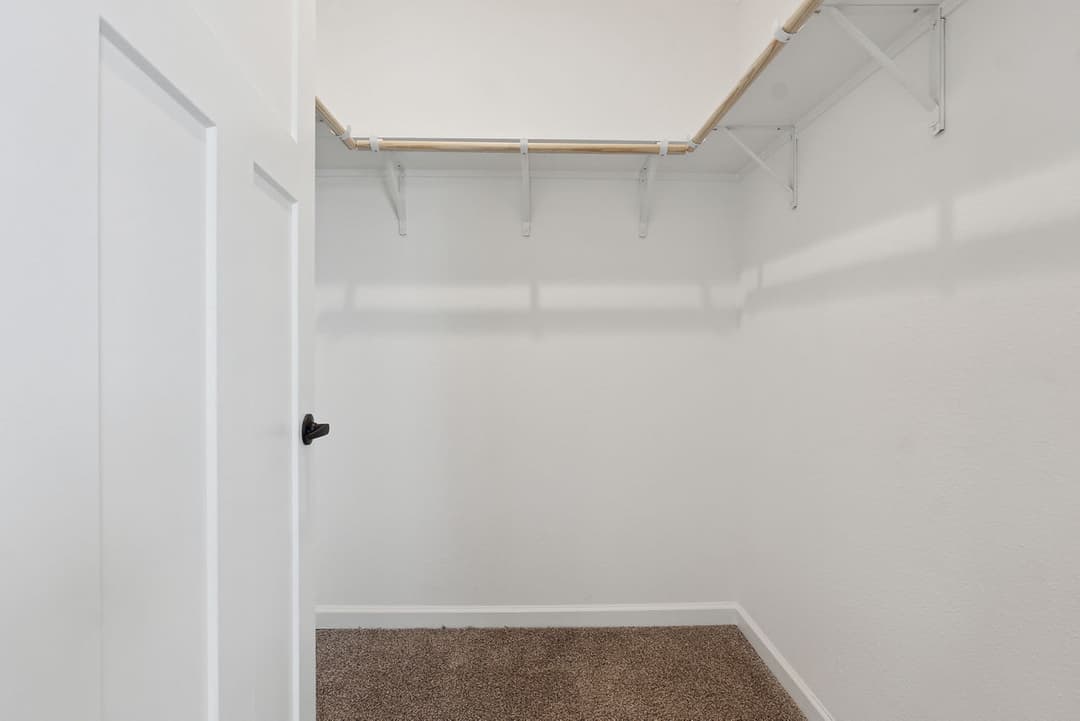 Innovation 1868h interior home features