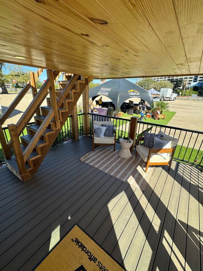 Vista 14411o exterior home features