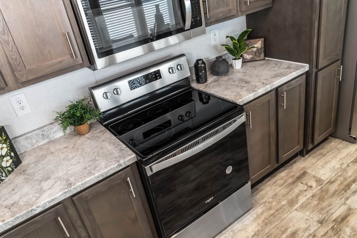 Nova kitchen home features