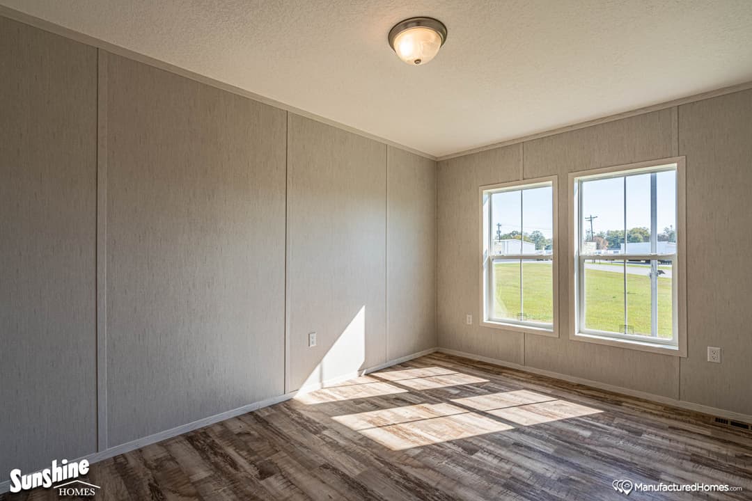 Arc3260-9000 bedroom home features