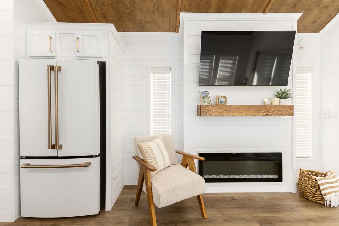 Eldorado 9101 kitchen home features