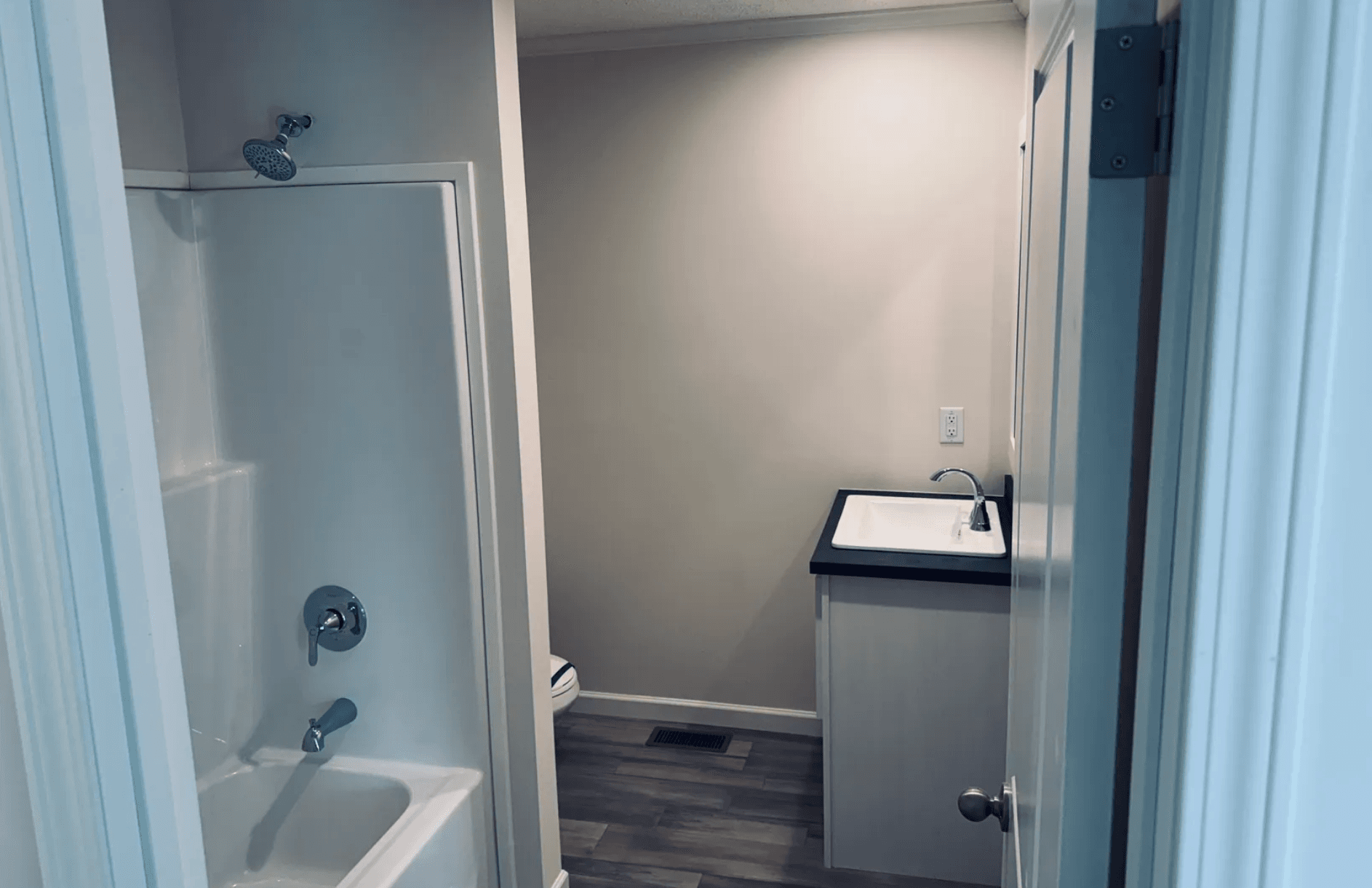 Tourmaline bathroom home features