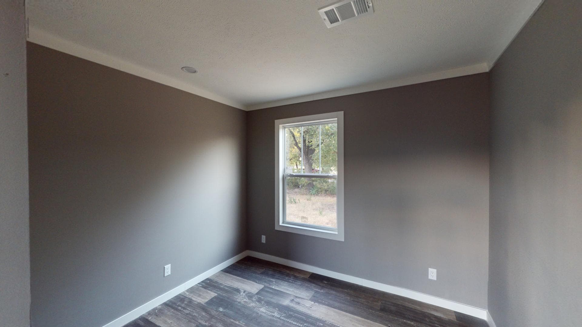 The cheaha bedroom home features