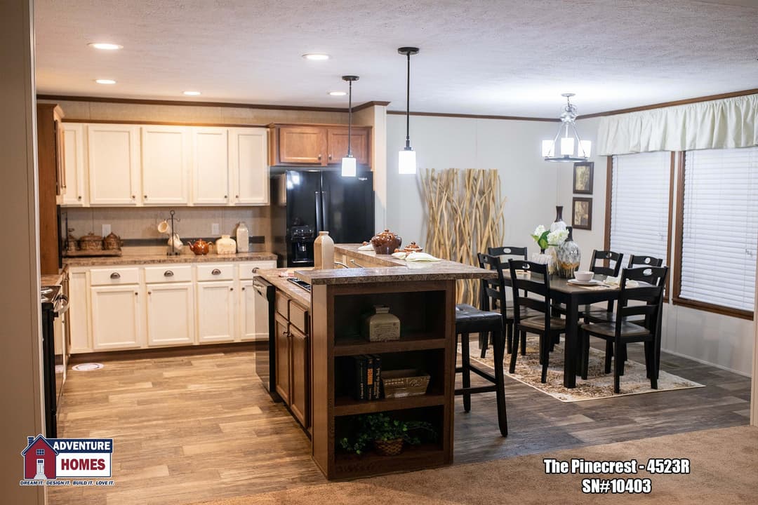 Pinecrest | 4523r kitchen home features