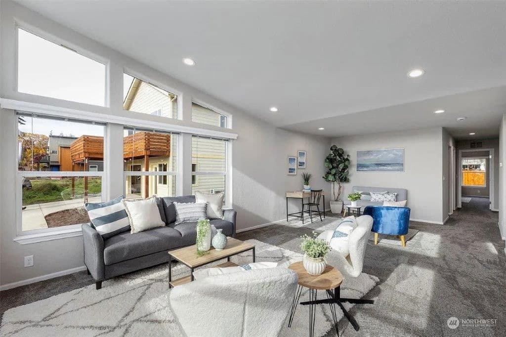 400 interior home features