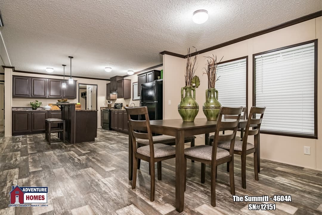 Summitt | 4604a interior home features