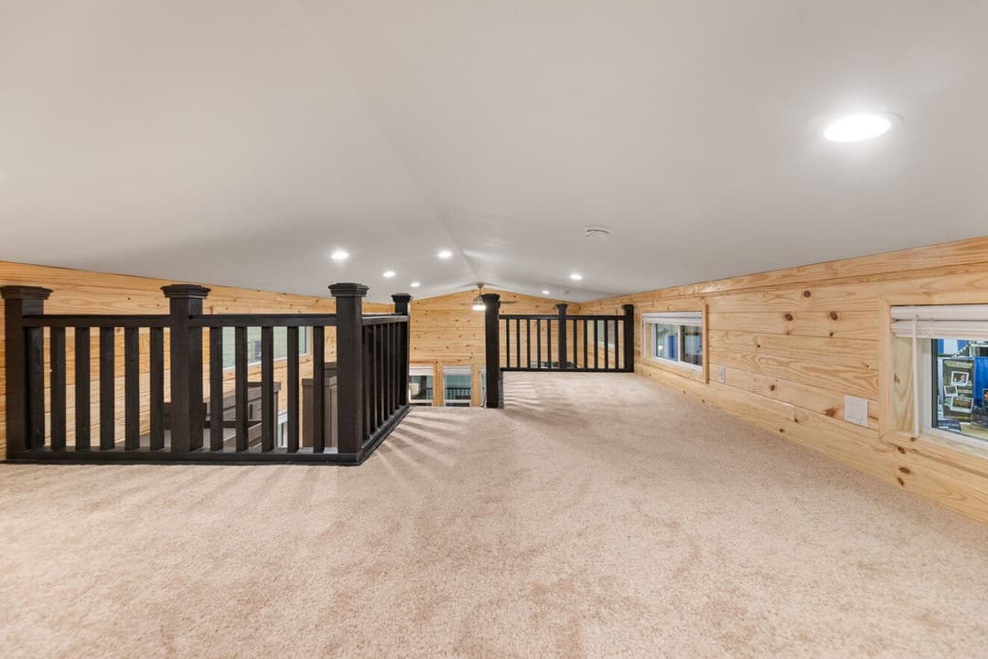 Eagle loft 13291p interior home features