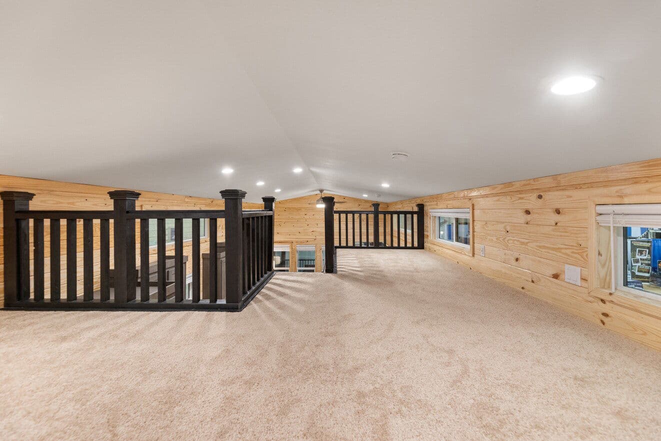 Eagle loft 13291p interior home features