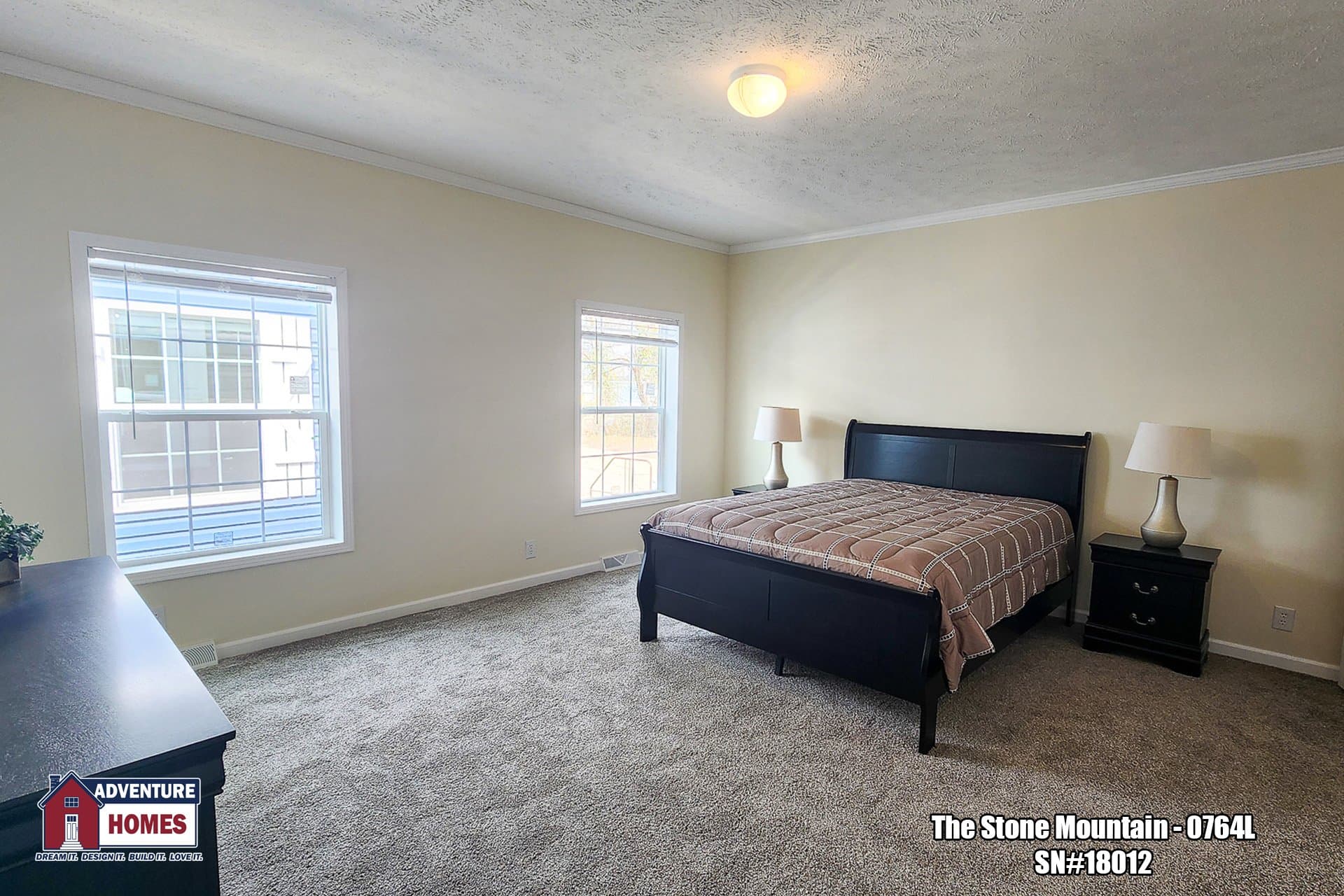 Stone mountain | 0764l bedroom home features