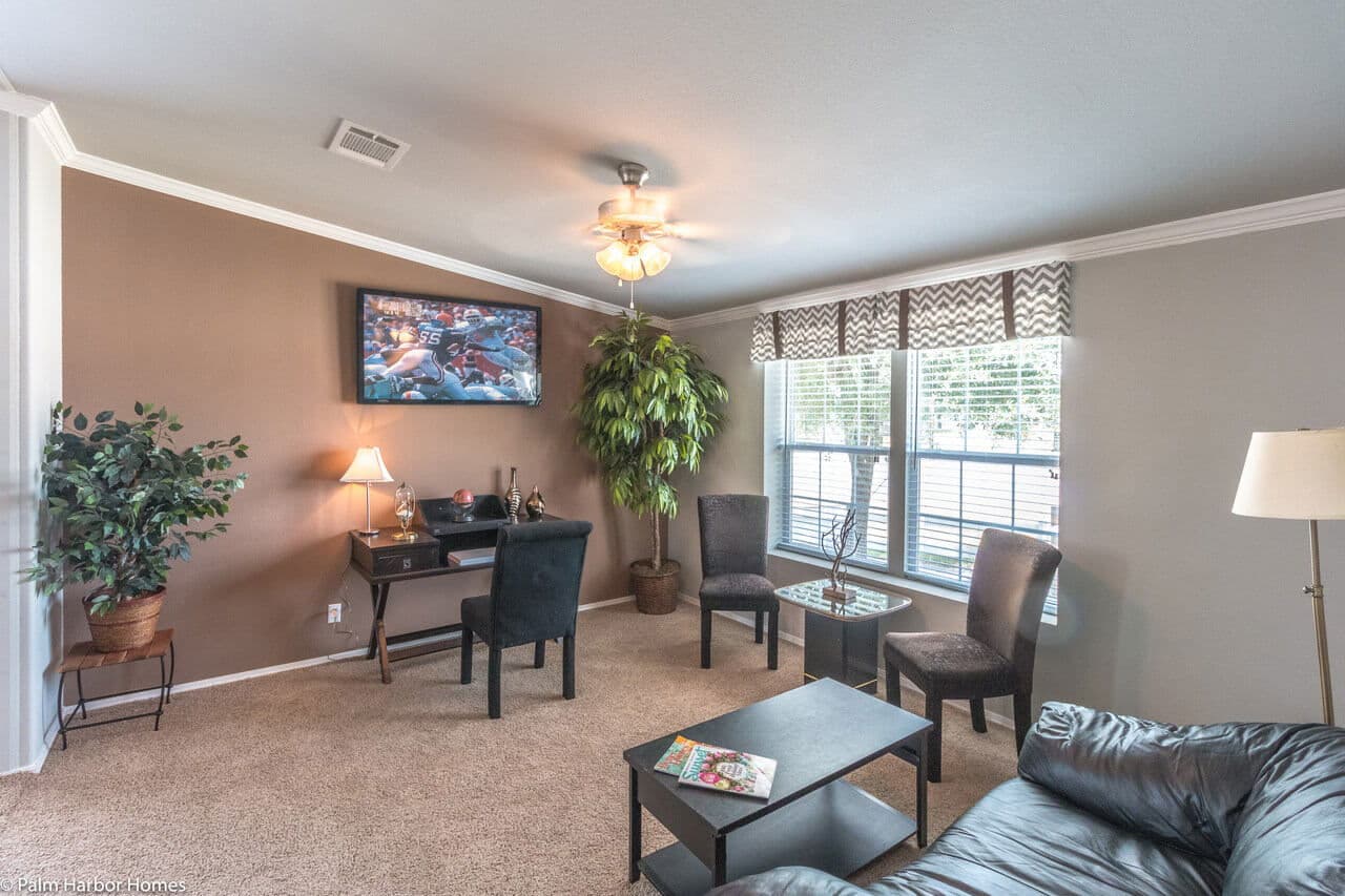 Hacienda flex 57604a interior home features