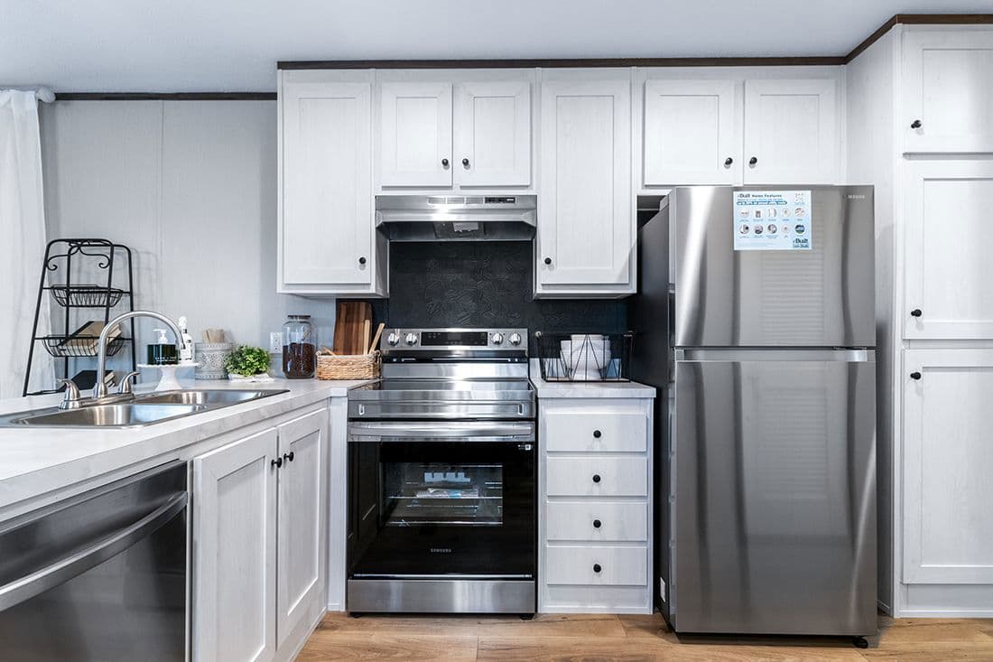 Select 16562a kitchen home features