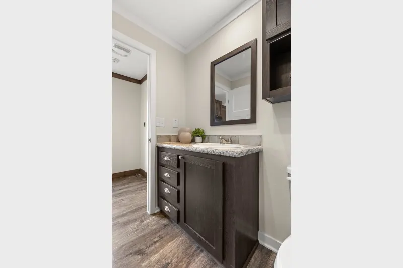 Legend 1437415 bathroom home features