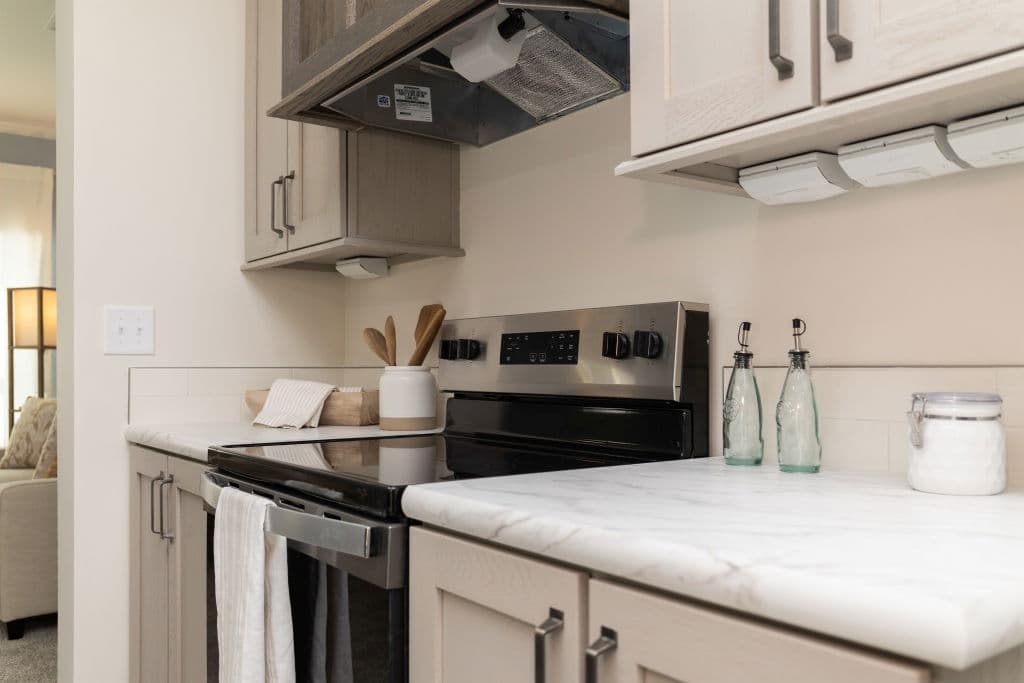 Limited 3 28563b kitchen home features