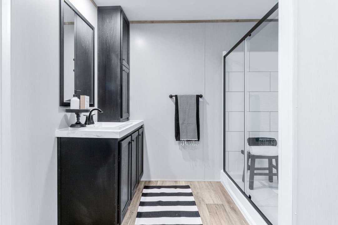 Anatolia xl bathroom home features