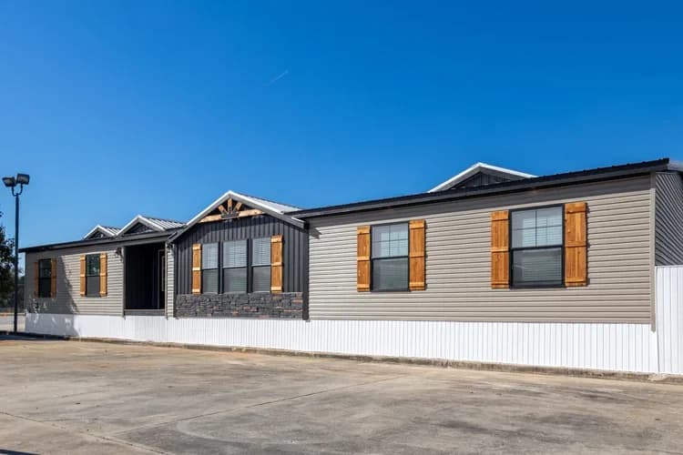 Wilson bend elevation and exterior home features
