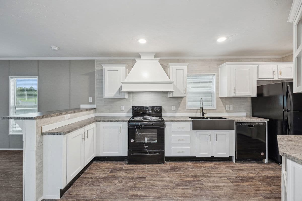 Md-102 kitchen home features