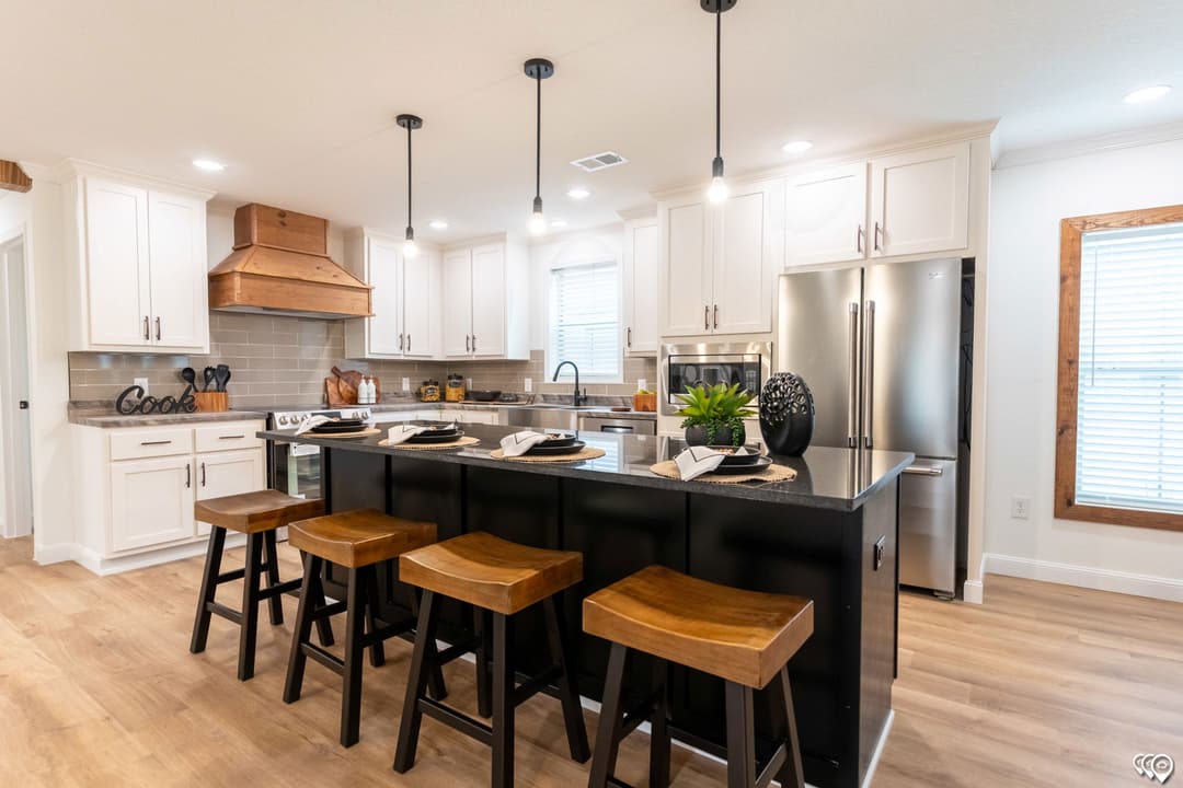 Pri3280-2071 kitchen home features