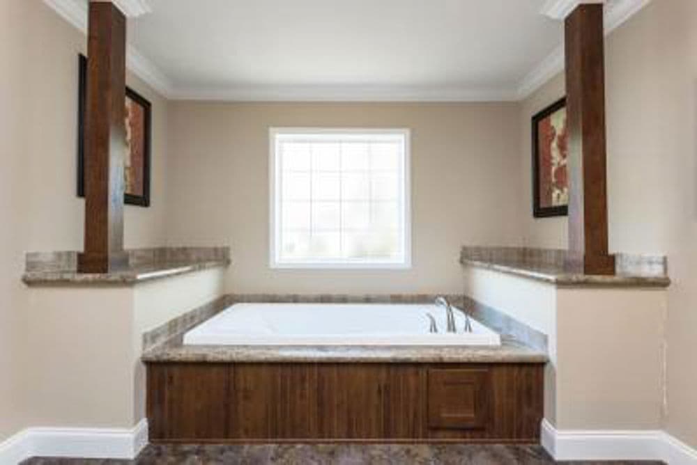 Eastman bathroom home features