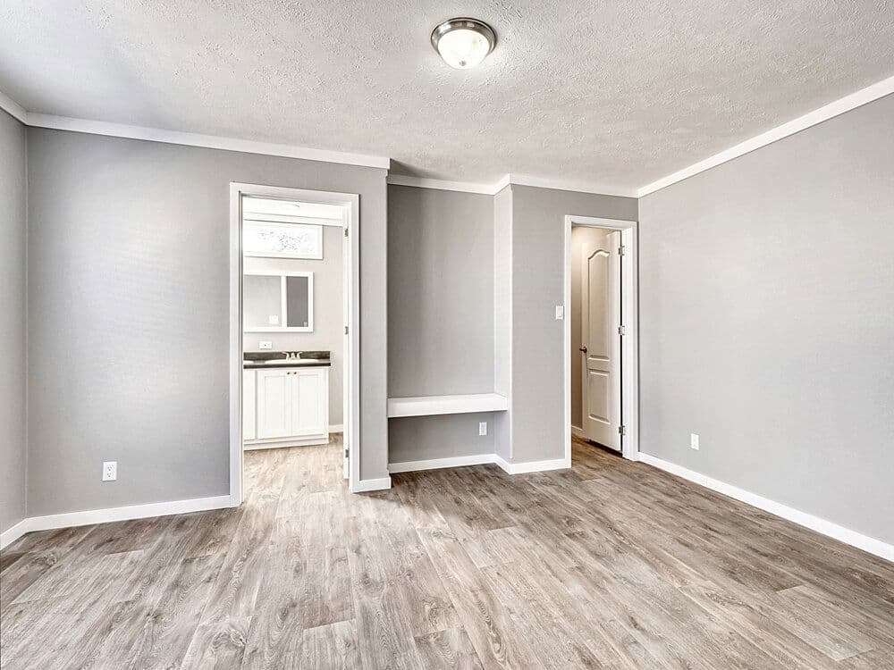 The tony bedroom home features