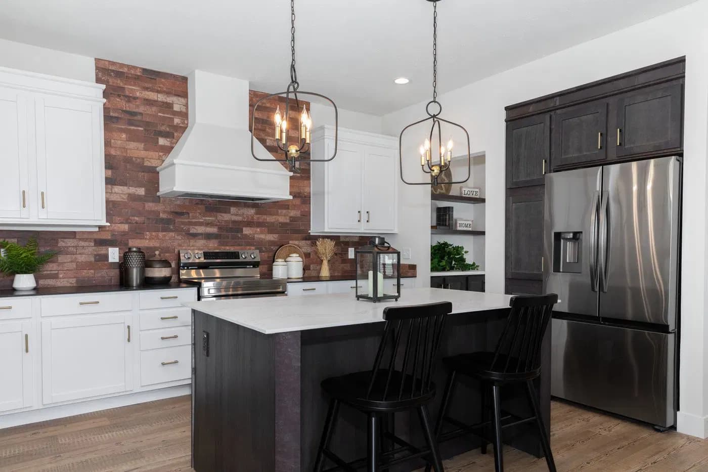 Easy street kitchen home features