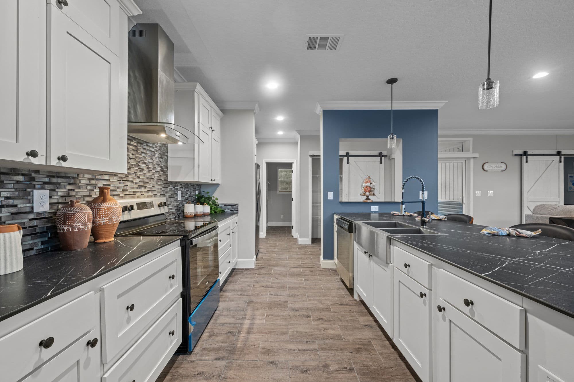 Merritt island kitchen home features