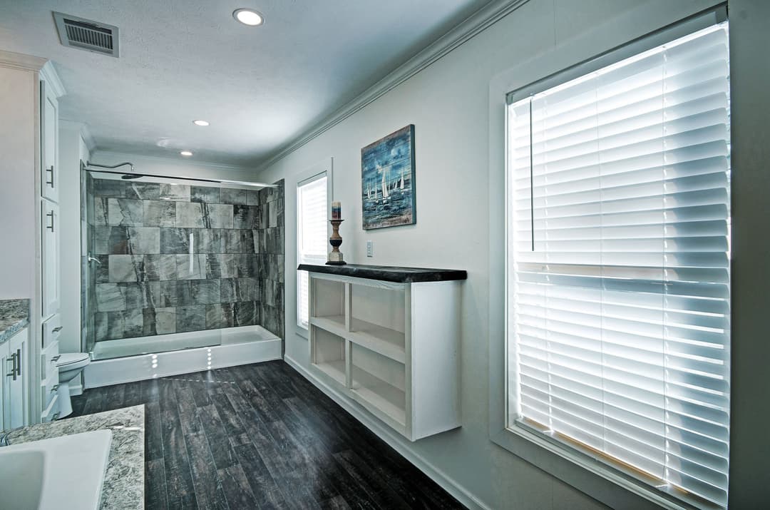 Helicon bathroom home features