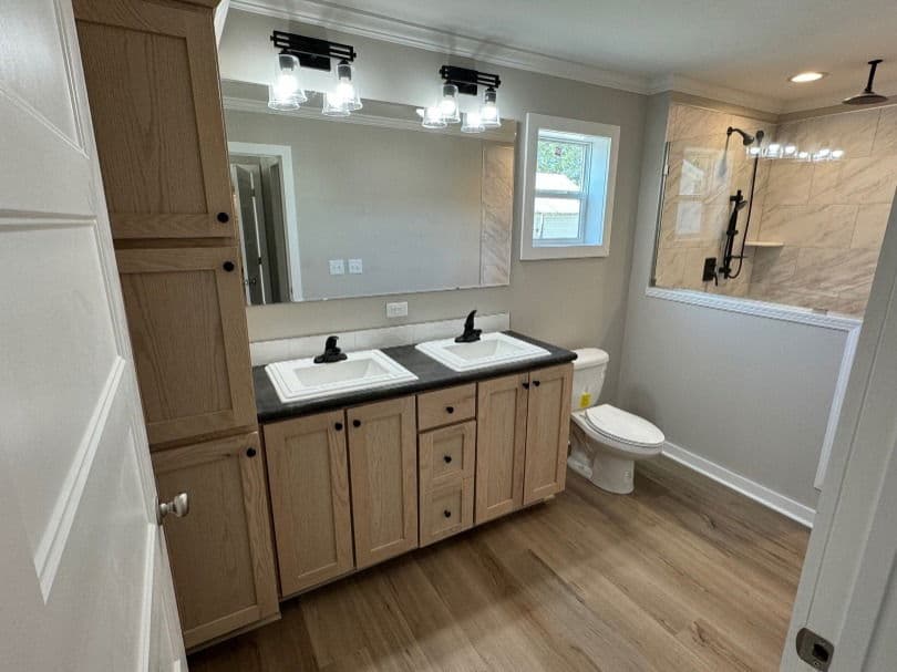 Limited cape 32563c bathroom home features