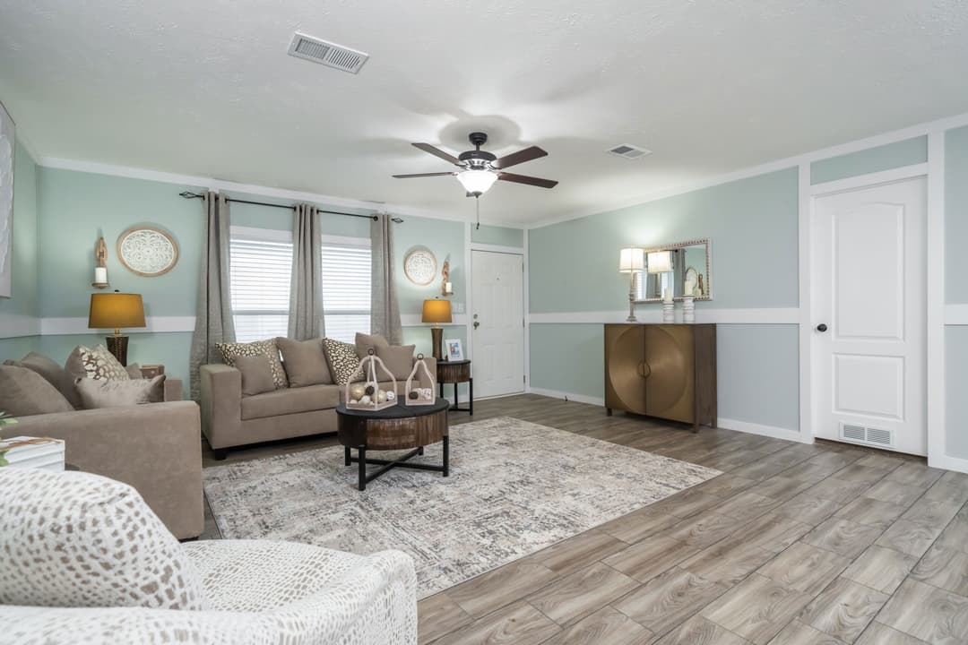 Md-56 interior home features