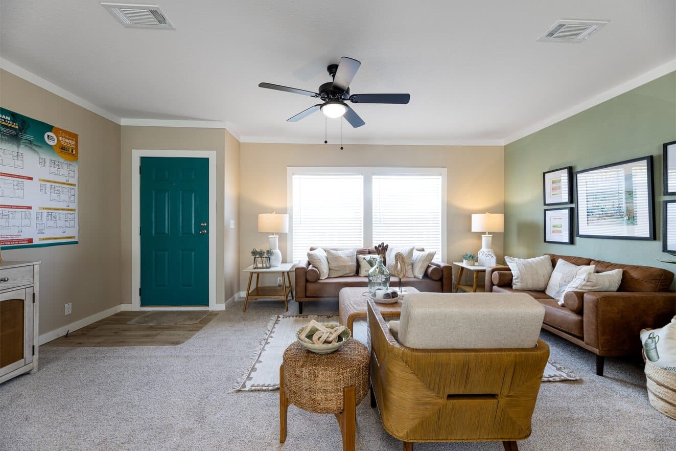 Sheridan 30764s interior home features