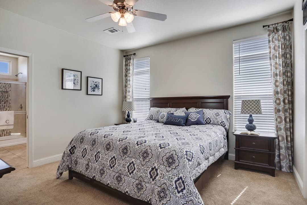 American freedom 2848pc2  bedroom home features