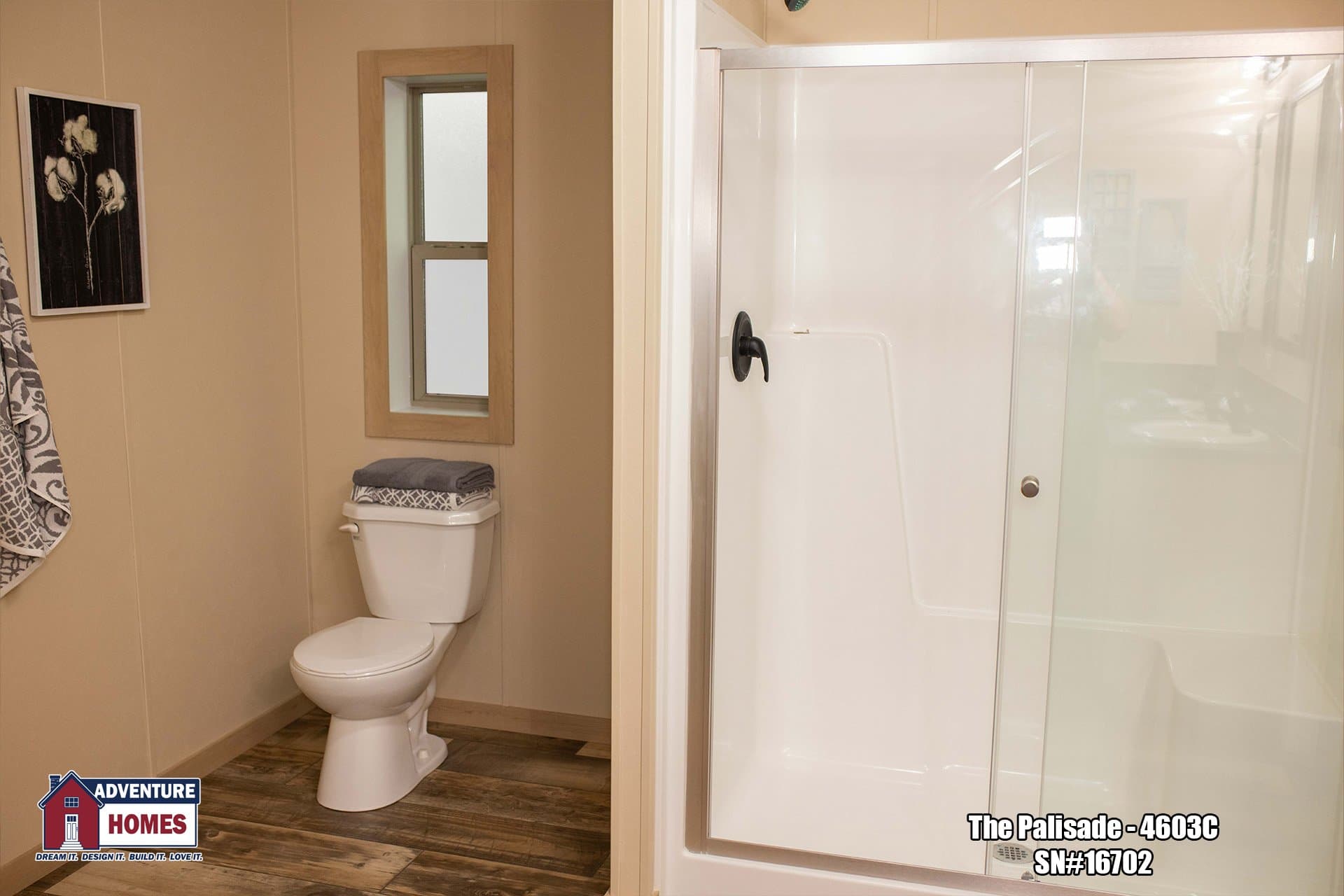 Palisade | 4603c bathroom home features
