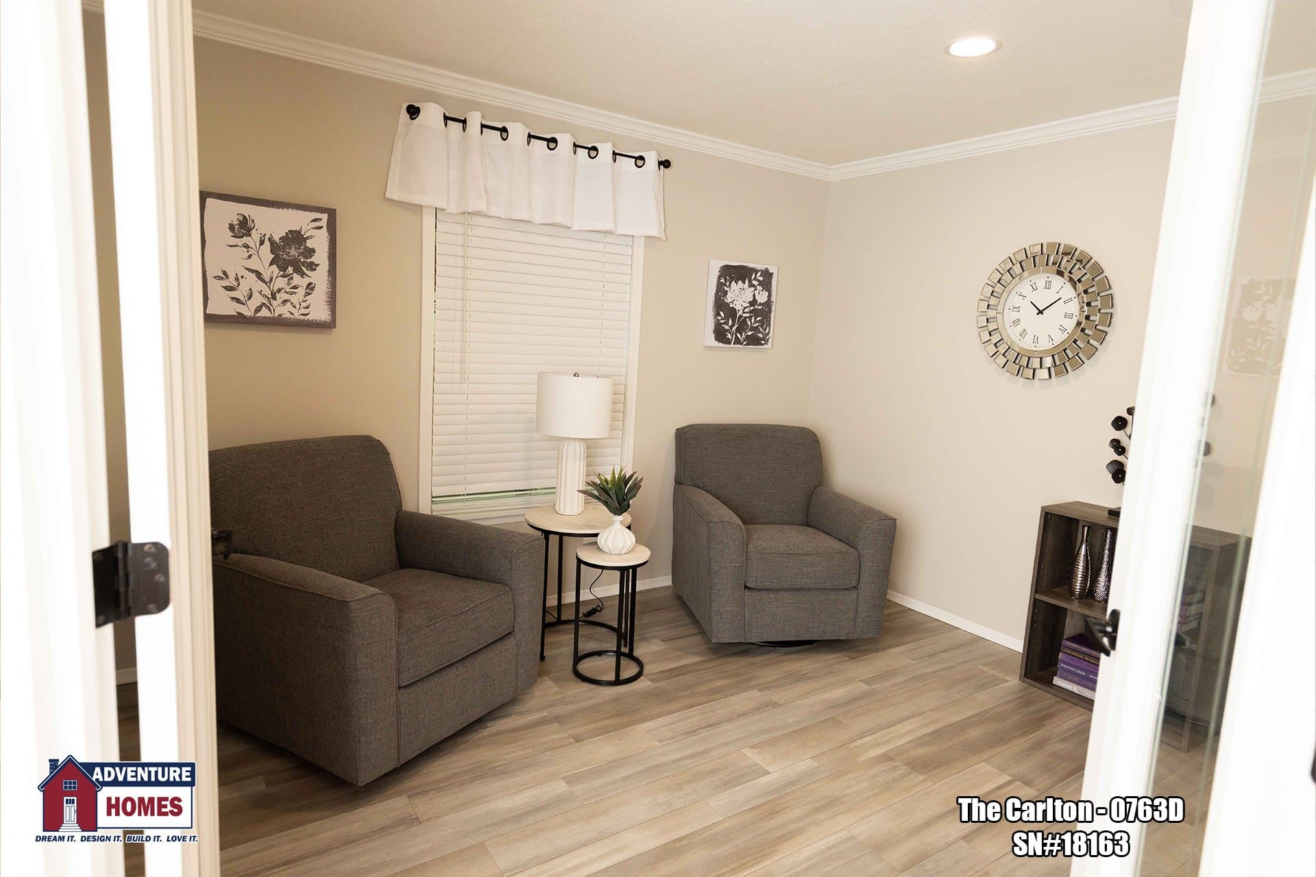 Carlton | 0763d interior home features