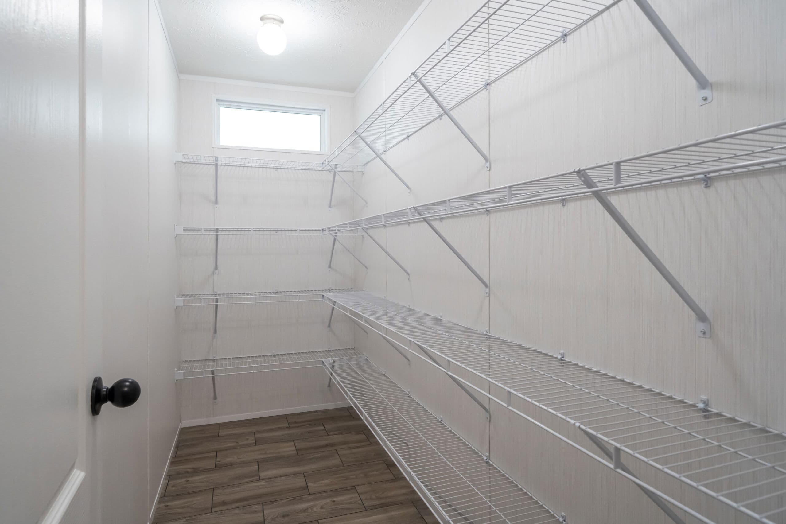 Md-56 interior home features