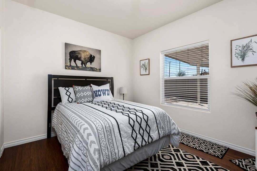 American freedom 2848u  bedroom home features