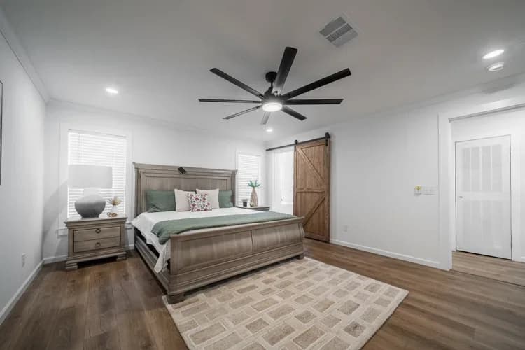 Sky harbor 2.0 bedroom home features