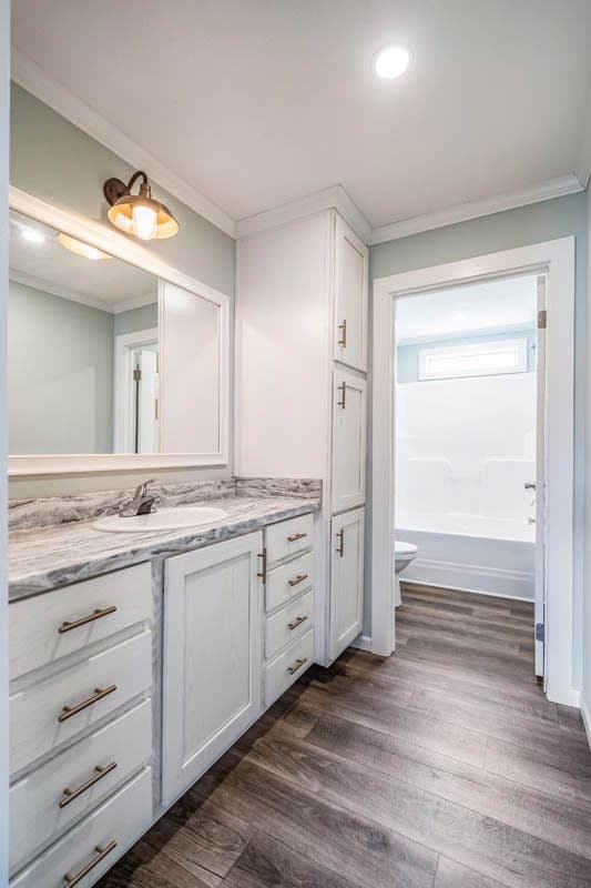 Helicon 2.0 bathroom home features