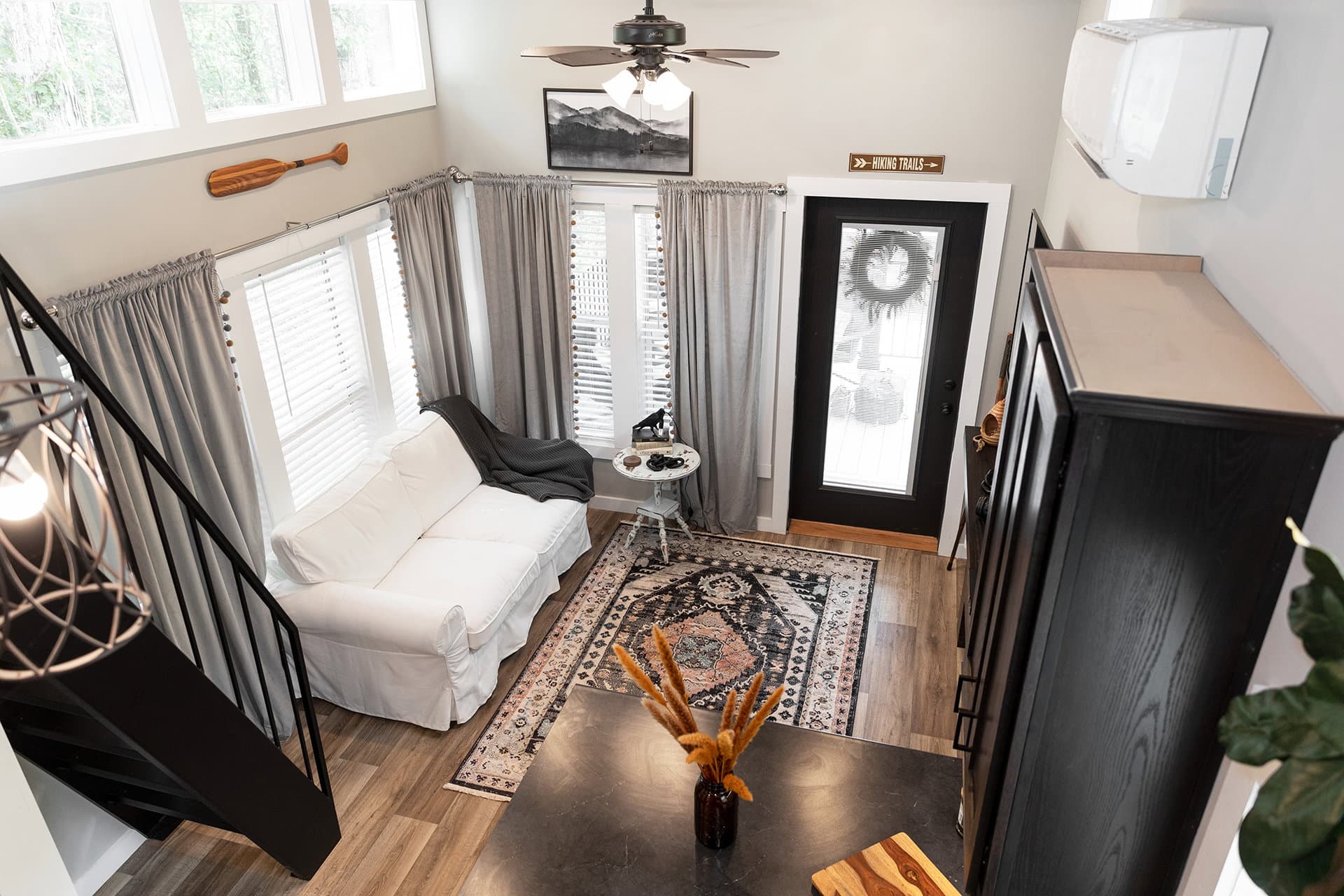 Swayback interior home features