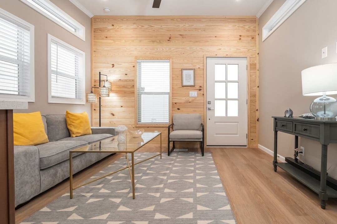 Wedge 13442s interior home features