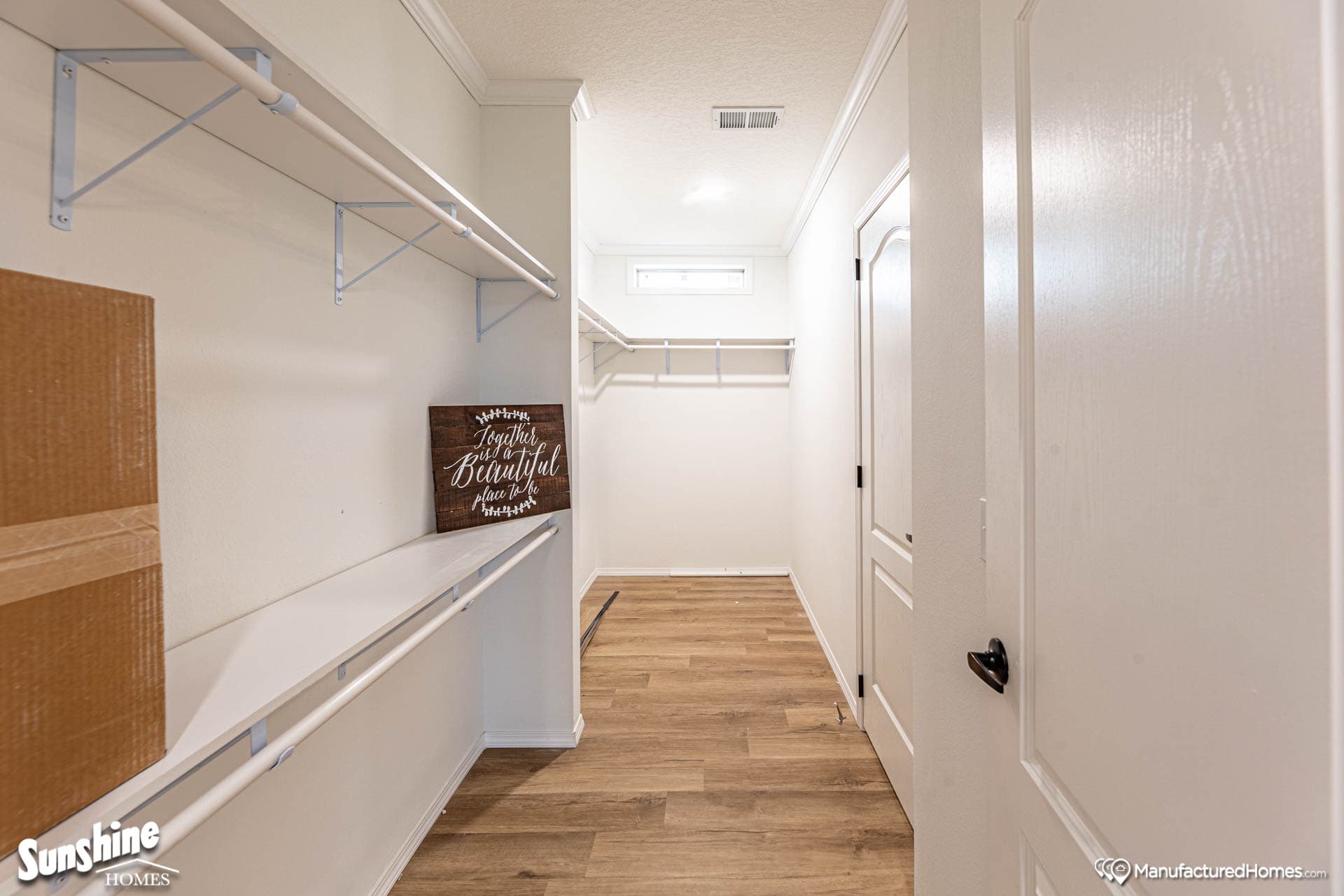 Pri3284-2015 interior home features