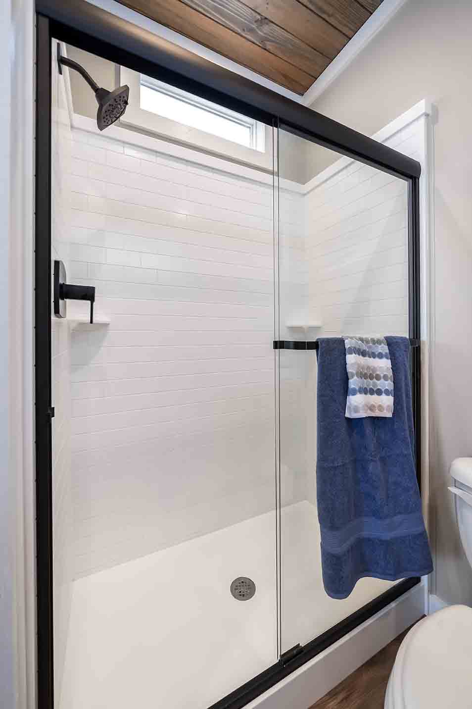 Cheaha bathroom home features